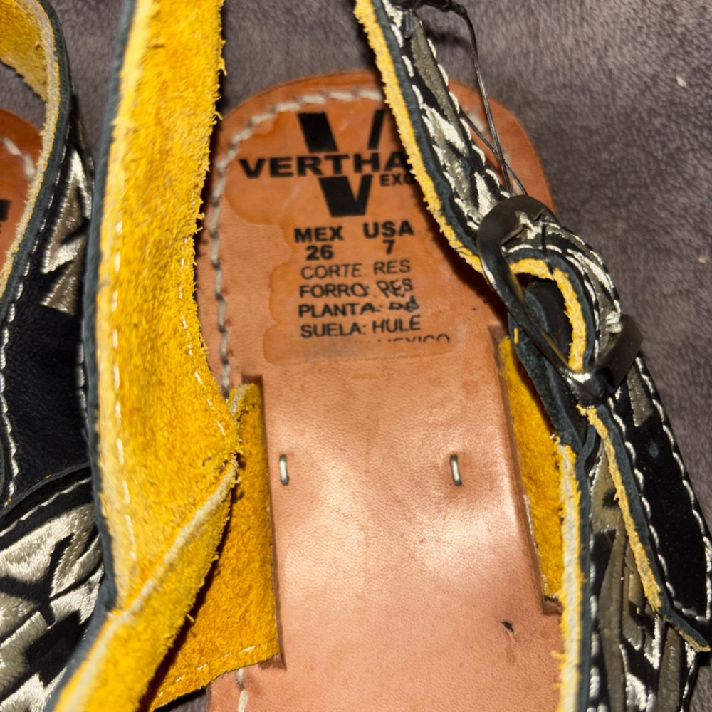 Verthali Exotic Mexican embroidered huarache sandals size 7 - Picture 2 of 6